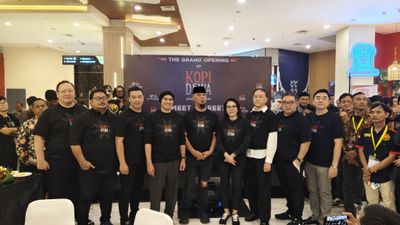 Ahmad Dhani Buka Lapangan Pekerjaan Bagi Baladewa dan Baladewi Lewat Gerai Kopi Dewa 19