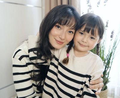 Asmirandah Tunjukkan Gaya Parenting untuk Chloe, Patut Ditiru!
