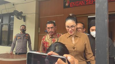 Kasusnya Dilimpahkan ke Kejaksaan, Nikita Mirzani Kini Ditahan di Rutan Pondok Bambu