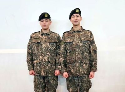 RM dan V BTS Selesai Wamil Hari Ini, Siap Comeback ke Panggung Musik