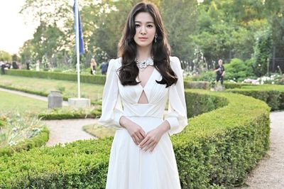 Song Hye Kyo Minta Maaf Buntut Kecelakaan Konstruksi di Rumah Barunya