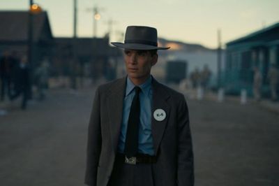 Oppenheimer Jadi Film Biografi Pertama yang Sukses Pecahkan Rekor Pendapatan Box Office