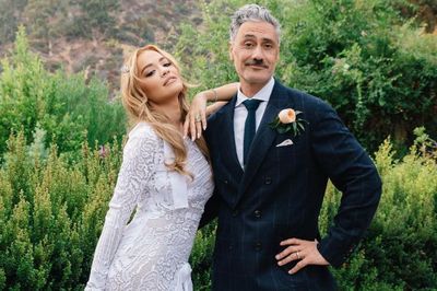 Taika Waititi Blak-blakan soal Pernikahannya dengan Rita Ora: Dia Melamarku dan Aku Jawab Tanpa Ragu