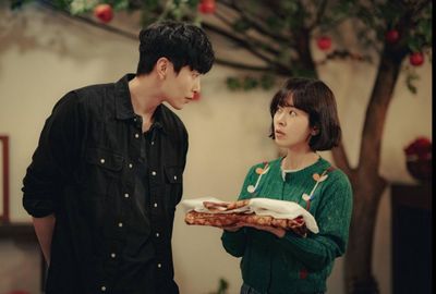 Sinopsis dan Review Drakor Behind Your Touch (2023): Komedi Ringan yang Menyentuh dengan Nuansa Supranatural