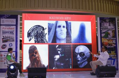 Mempelajarai Fenomena UFO dan Alien dari Film Sains Fiksi Bareng Komunitas di Surabaya