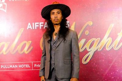 Bikin Bangga! Yayan Ruhian Tampil di Limited Series Netflix Who Is Erin Carter? untuk Pertama Kalinya