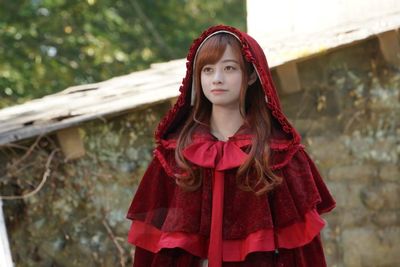 Review Film Netflix Terbaru Once Upon A Crime : Kisah Gadis Berkerudung Merah yang Mencari Pembunuh