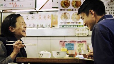 Review A Simple Life, Pengalaman Mengharukan Tentang Cinta dan Pengabdian yang Menyentuh Hati