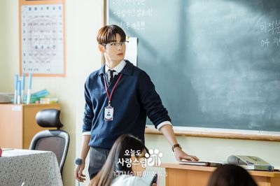 Drama Korea A Good Day To Be A Dog : Realita Kalau Jadi Guru Emang Gak Gampang
