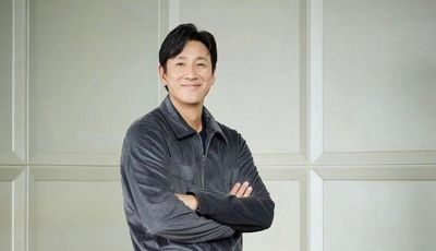 Polisi Konfirmasi Lee Sun Kyun Ditemukan Meninggal di Mobilnya, Diduga Bunuh Diri dengan Arang Briket