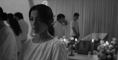Memaknai Cinta dan Duka dari Jatuh Cinta Seperti di Film-Film , Surat Cinta untuk Industri dan Romcom