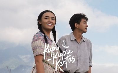 Film Kupu-Kupu Kertas yang Diproduseri Denny Siregar Tayang Hari Ini, Angkat Tema Cinta Beda Ideologi di Era 1965
