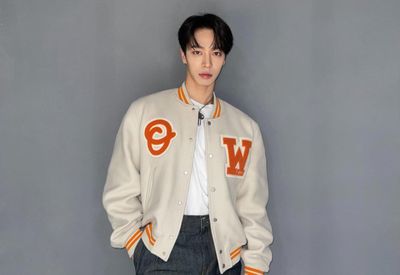 Lee Gi Kwang Pemeran Marry My Husband Minta Maaf karena Tidak Bisa Ikut Liburan dengan Cast Lain