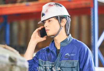 Cha Eun Woo Akan Perankan Karakter Kontras dalam Film Wonderful World