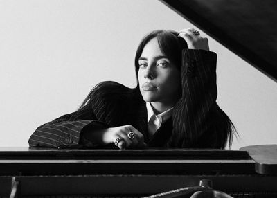 Billie Eilish Bakal Main Film! Simak Bocoran Peran dan Sutradara di Baliknya!