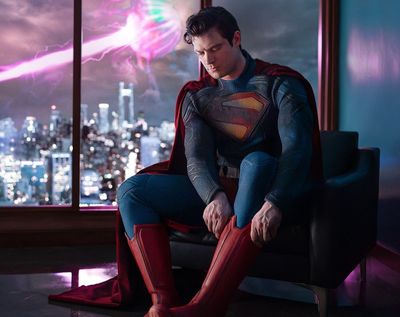 Teori Menarik dari Kostum Superman David Corenswet, Benarkah Celana Dalam di Luar Kembali Lagi?