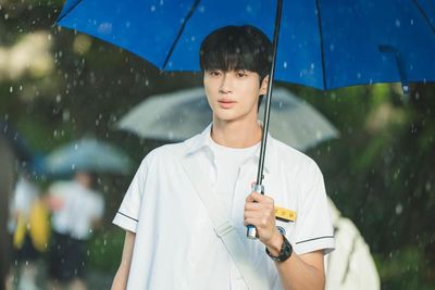 6 Rekomendasi Drama dan Film Terbaik Byeon Woo Seok yang Wajib Ditonton Penggemar Drakor