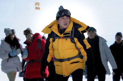 Ulasan A Legend : Film Jackie Chan Terbaru 2024 yang Terasa Datar, Namun Tetap Menyenangkan