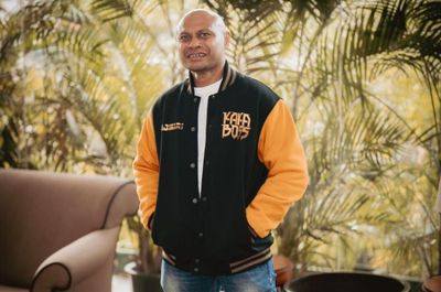 4 Fakta Menarik Godfred Orindeod Pemeran Utama Kaka Boss