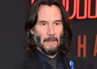 Aktor John Wick Keanu Reeves, Resmi Debut sebagai Pembalap Profesional