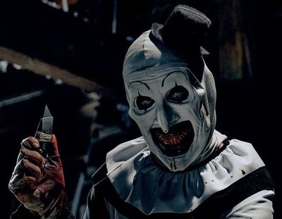 Film Terbaru yang Membuat Penonton Muntah di Bioskop hingga Keluar Tapi Dapat Rating Tinggi Kritikus
