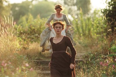 Pelajaran Cinta dari Film Klasik Pride and Prejudice , Mengapa Masih Relevan untuk Zaman Sekarang?