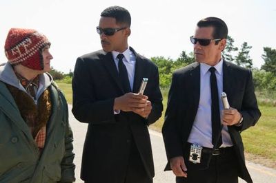 Sinopsis Film Man In Black 3, Aksi Will Smith Kembali ke Masa Lalu