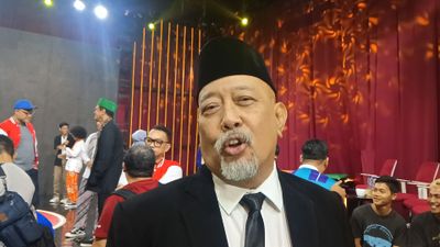 Jadi Juri Utama dalam Ajang Comic 8: Revolution , Indro Warkop Cari Komika Paket Lengkap