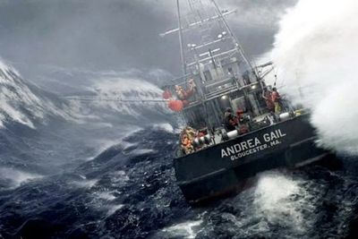 Sinopsis Film The Perfect Storm Kisah Menegangkan Nelayan Terjebak Badai di Tengah Laut