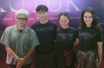 15 Tahun Absen, Atiqah Hasiholan Kembali ke Dunia Layar Lebar Lewat Film Horor Terkutuk