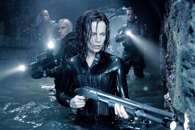 Sinopsis Film Underworld : Aksi Prajurit Vampir Pemburu Manusia Serigala!