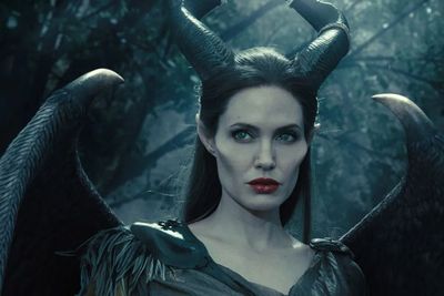 Angelina Jolie Tertarik Jika Diminta Perankan Kembali Karakter Maleficent