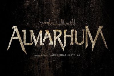 Sinopsis dan Daftar Pemain Film Almarhum : Angkat Mitos Orang Meninggal di Selasa Kliwon