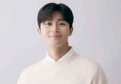Park Seo Joon akan Bintangi Drama Komedi Romantis Terbaru Waiting for Gyeongdo