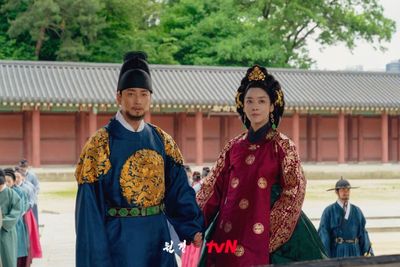 Sinopsis The Queen Who Crowns, Drakor Saeguk Terbaru yang Tuai Kontroversi