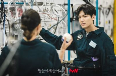 Review When the Stars Gossip Episode 3 dan 4: Drakor Luar Angkasa Penuh Twist Tak Terduga!