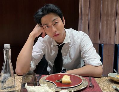 Ahn Hyo Seop Pertimbangkan Ambil Peran Petani dalam Drama Komedi Romantis Sold Out Again Today Too