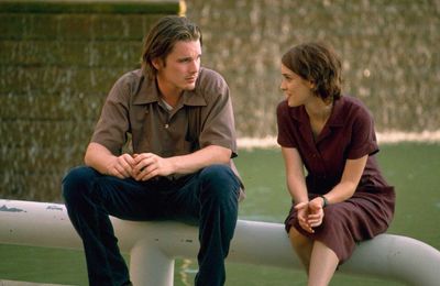 5 Rekomendasi Film tentang Quarter Life Crisis yang Bikin Kamu Merasa Nggak Sendirian