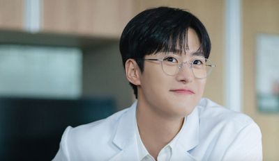 6 Film dan Drakor Terbaru Gong Myung 2025, Ada Second Shot at Love!