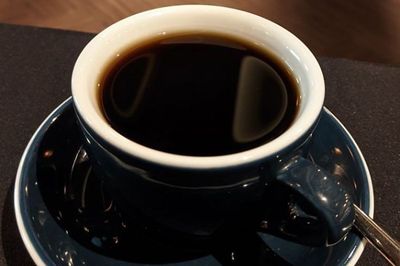 Sering Minum Kopi Bisa Bikin Penuaan Dini, Benarkah?