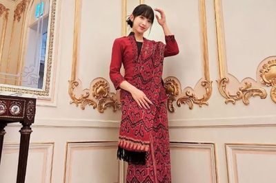 Potret Dita Karang Kenakan Kebaya Merah di Resepsi Diplomatik Indonesia-Korea : Auranya Tumpah Banget! 