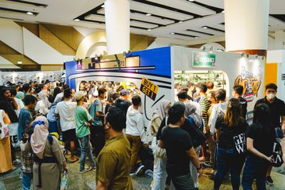 USS Downtown Market Medan Hadir Membawa Fashion Brand Pilihan Hingga Ratusan Sneaker Murmer di Delipark