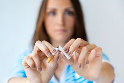 YLKI Beri Kartu Kuning Ketua Komisi XI DPR Soal Pernyataan Rokok Tak Sebabkan Kematian