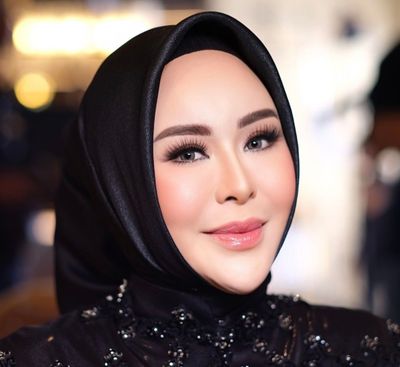 Suka Duka Heni Purnamasari Apoteker Cantik Besarkan Bisnis Skincare sampai Punya Pabrik