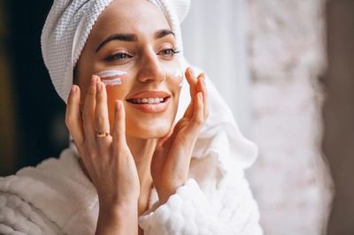 Manfaat Ceramide bagi Kulit Kita yang Belum Banyak Orang Tahu! Apa Saja Manfaatnya?