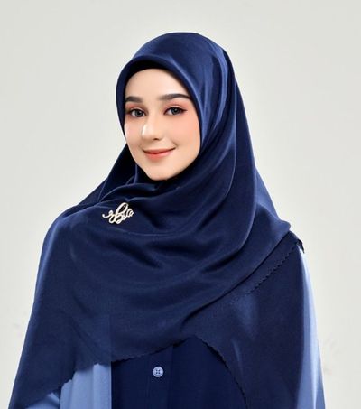 7 Merek Jilbab Buatan Lokal yang Terkenal Bagus dan Nyaman Buat Aktivitas