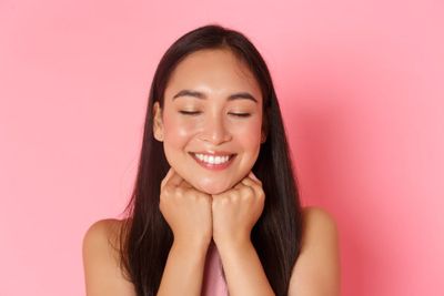 4 Urutan Skincare yang Bikin Kulit Cerah Bebas Jerawat, Simak Hero Ingredients Berikut