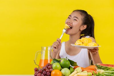 Pola Makan Ternyata Bisa Berkaitan Erat dengan Kesehatan Mental, Ini Penjelasannya