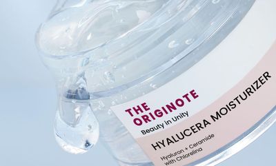 Moisturizer yang Bisa Memperbaiki Skin Barrier? The Originote Hyalucera Moisturizer Gel Solusinya!