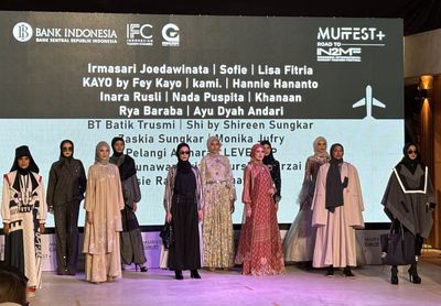 Sneakpeak Muffest+ 2024, Inara Rusli hingga Shireen Sungkar Ramaikan Runway